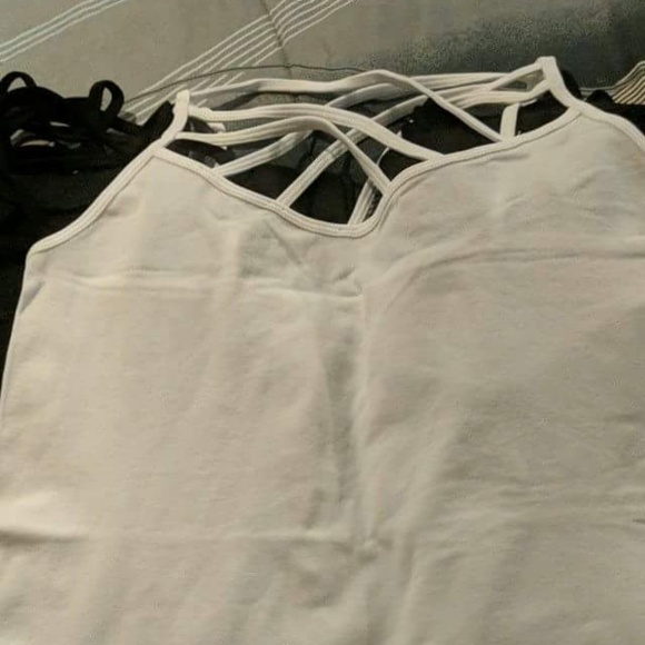 White criss cross Tanks - Picture 3 of 8
